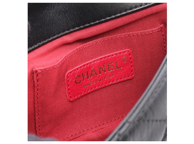 Borsa a tracolla Chanel Matelassé in pelle nera Nero - vista 4