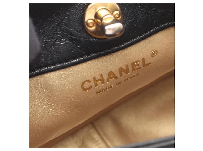 Timeless Borsa Hobo Matelassé Small Chanel Nero - vista 4