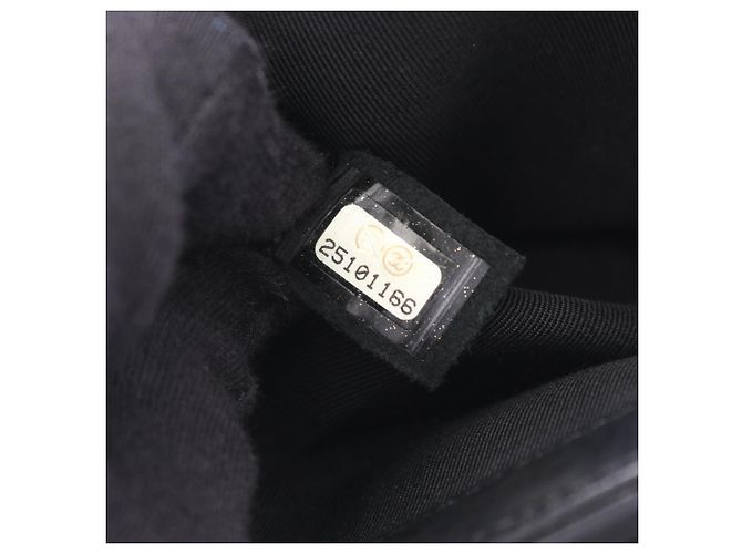 Borsa a tracolla Chanel Boy V-Stitch Nero - vista 5