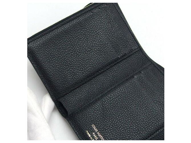 Louis Vuitton Monogram Empreinte Carteira Victorine Preto - vista 10