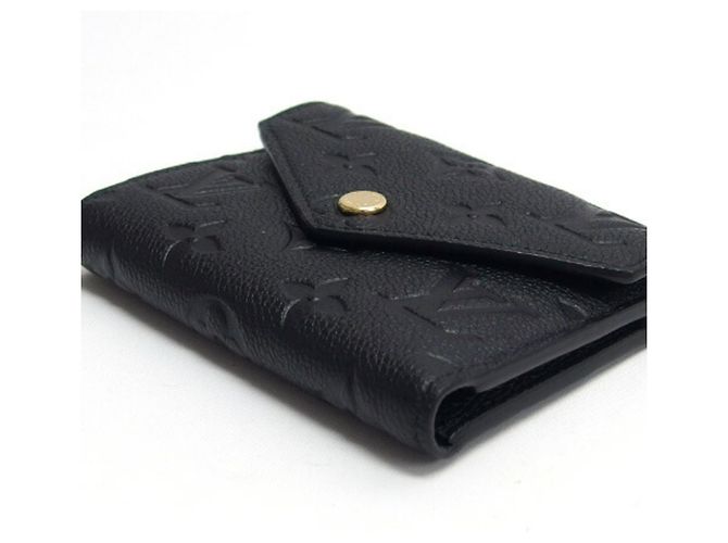 Louis Vuitton Monogram Empreinte Carteira Victorine Preto - vista 5