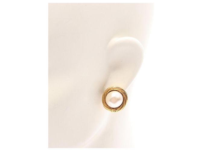 Orecchini a clip Chanel placcati oro con perla finta D'oro - vista 4