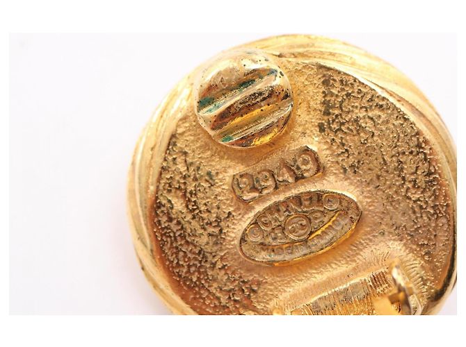 Orecchini a clip Chanel placcati oro con perla finta D'oro - vista 6
