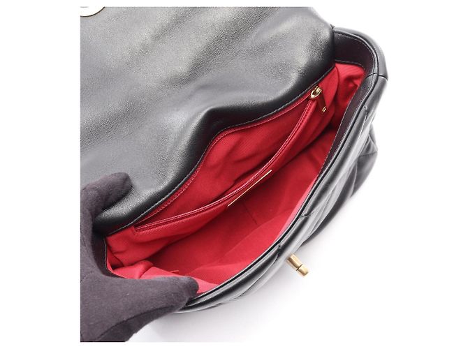 Borsa a tracolla Chanel 19 Dixneuf in pelle Nero - vista 3
