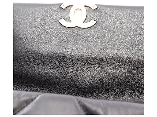 Borsa a tracolla Chanel 19 Dixneuf in pelle Nero - vista 6