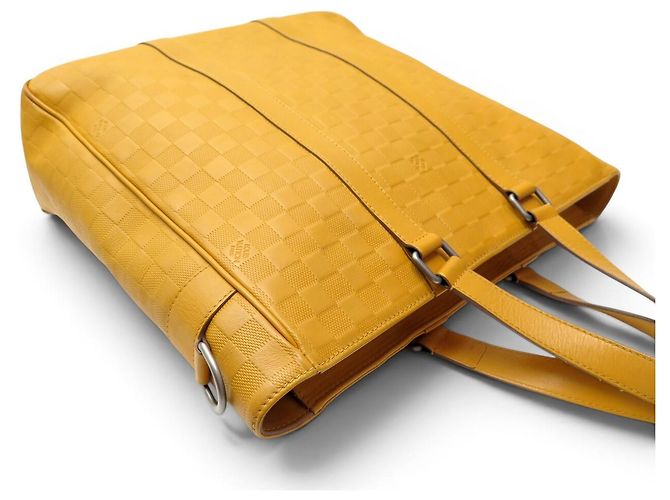 BORSA LOUIS VUITTON TADAO SOLAR N41228 PELLE DAMIER EMPREINTE GIALLA Giallo - vista 4