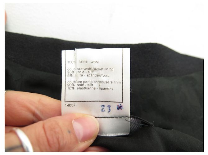 NEUE CHANEL TAILLIERTE JACKE PERLMUTTKNÖPFE P19762 S 36 SCHWARZE WOLLE - Ansicht 6