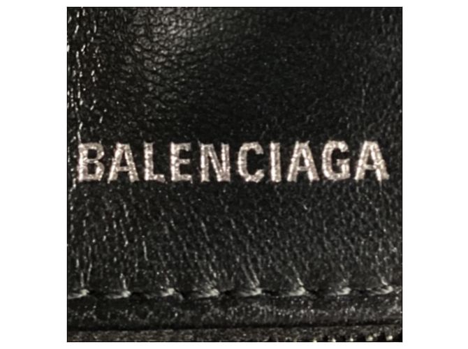 Borsa a tracolla Balenciaga Medium Touch B. in pelle trapuntata nera Nero - vista 8