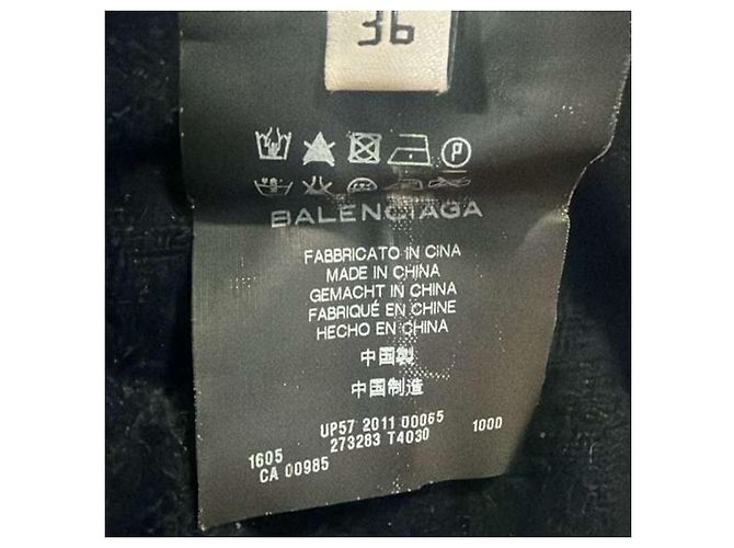 Balenciaga Strickjacke aus schwarzem Kaschmir - Ansicht 6