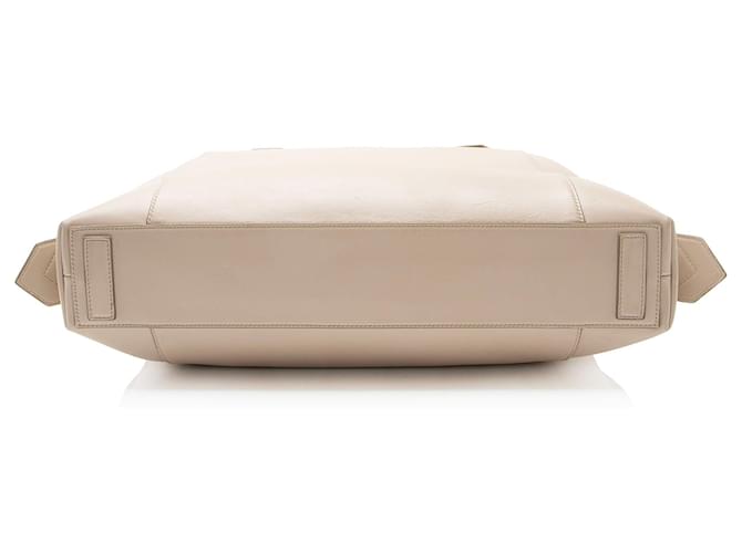 Borsa Givenchy Calfskin Soft Antigona Medium Marrone Beige - vista 4