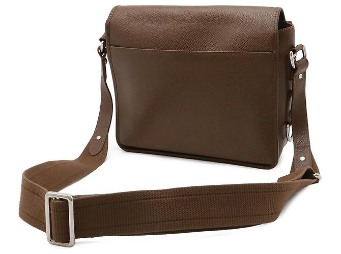 Borsa a tracolla Andre in pelle Taiga Louis Vuitton Marrone - vista 2