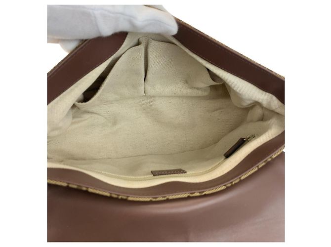 Borsa a tracolla Gucci Sukey in tela GG e pelle Marrone - vista 9