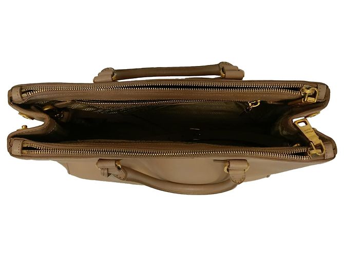 Borsa Tote Prada Medium Galleria Double Zip in pelle Saffiano beige Marrone Rosso - vista 4