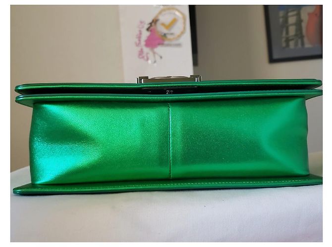 Chanel Borsa Boy Medium Capretto Verde Metallizzato - vista 5