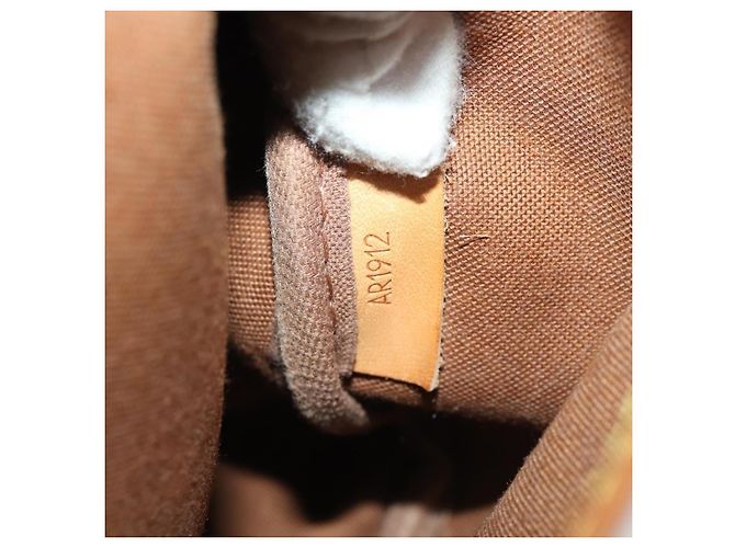 Louis Vuitton Saumur Monogram Canvas 30 Marrone - vista 7