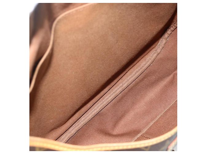 Louis Vuitton Saumur Monogram Canvas 35 Marrone - vista 5