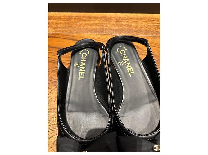 Chanel Ballerine Slingback in Tessuto e Pelle Nere Nero - vista 12