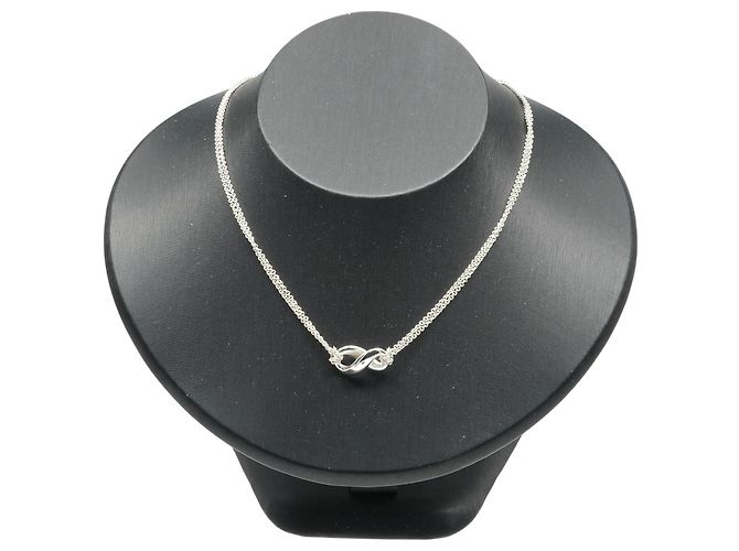 Collana a doppia catena Infinity di Tiffany & Co. - vista 2