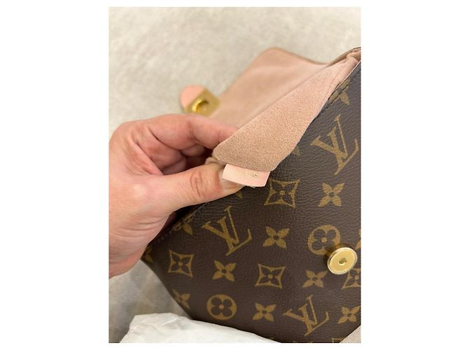 Louis Vuitton Locky BB Monogram Canvas Rose Poudre Multicolore - vista 12