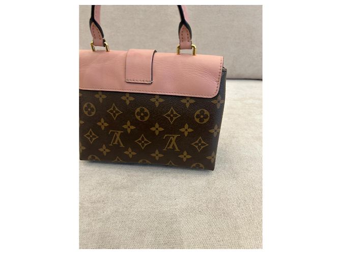 Louis Vuitton Locky BB Monogram Canvas Rose Poudre Multicolore - vista 3