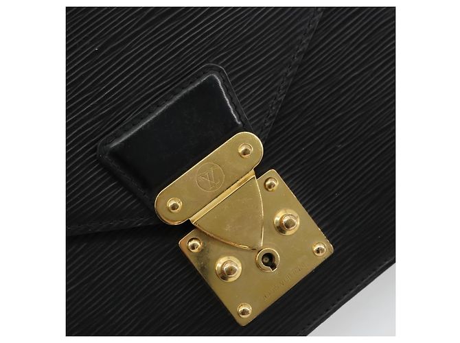 LOUIS VUITTON Epi Serie Dragonne Clutch Bag Black Noir M52612 LV Auth BA12736 Nero - vista 17