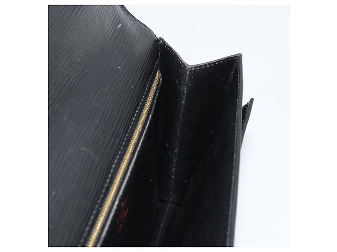 LOUIS VUITTON Epi Serie Dragonne Clutch Bag Black Noir M52612 LV Auth BA12736 Nero - vista 19