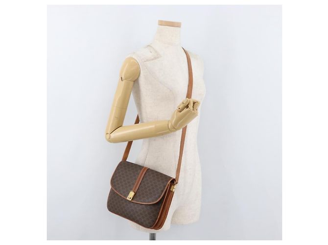 Céline Borsa a tracolla CELINE Macadam Canvas PVC Pelle Marrone Oro Auth BA12811 D'oro - vista 27