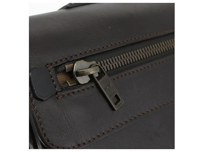 LOUIS VUITTON Utah Apash Maleta de Couro Marrom M95452 LV Auth bs35204 - vista 25