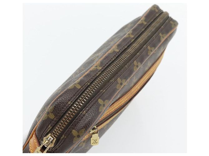 LOUIS VUITTON Clutch Monogram 2 Set LV Auth 181191 Monogramma - vista 5