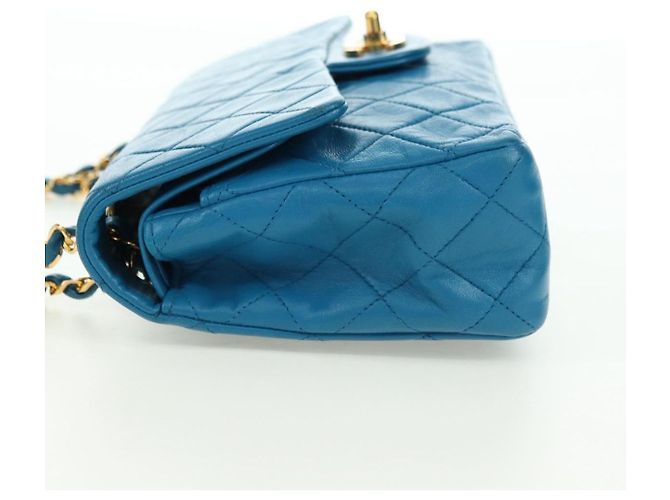 CHANEL Matelasse23 Chain Shoulder Bag Lamb Skin Blue Gold CC Auth 178769V D'oro - vista 3