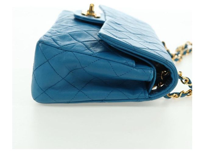 CHANEL Matelasse23 Chain Shoulder Bag Lamb Skin Blue Gold CC Auth 178769V D'oro - vista 4