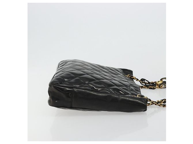 CHANEL Matelasse Chain Tote Bag Pelle Vernice Nero Oro CC Auth bs35172 D'oro - vista 3