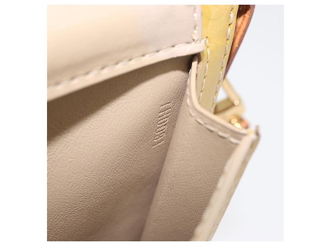 LOUIS VUITTON Monogram Vernis Motto Bolsa de Accesorios Beige M91136 LV Auth 181309 - vista 12