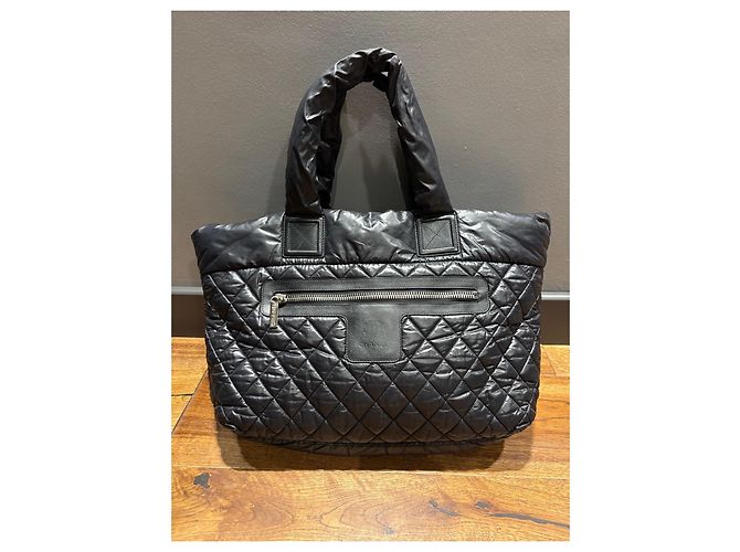 Chanel Borsa Tote in Nylon Trapuntato Nero - vista 14
