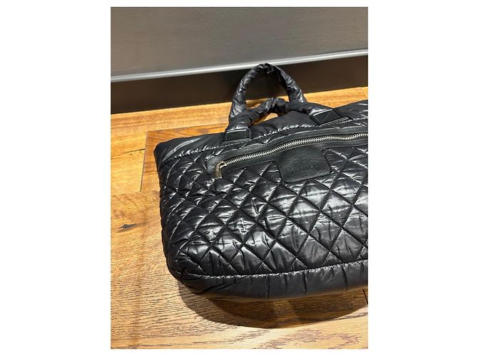 Chanel Borsa Tote in Nylon Trapuntato Nero - vista 8
