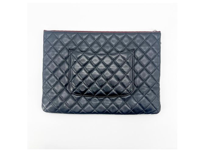 Pochette Chanel O Case Camellia Caviar Small Nero - vista 2
