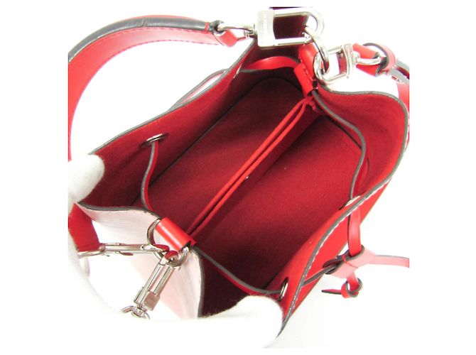 Néonoé Borsa Louis Vuitton NeoNoe in pelle Epi BB - vista 3