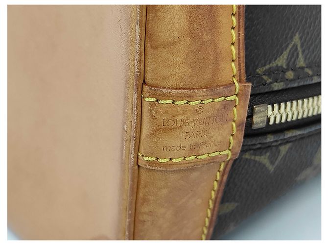 Louis Vuitton Alma Handbag Monogram Canvas PM Beige - view 4