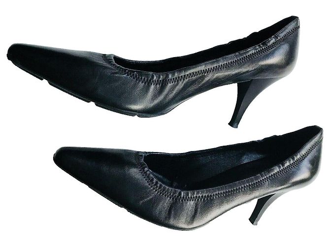 Décolleté a punta in pelle nera Prada Nero - vista 14