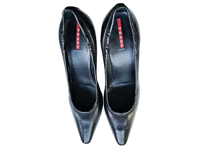 Décolleté a punta in pelle nera Prada Nero - vista 9