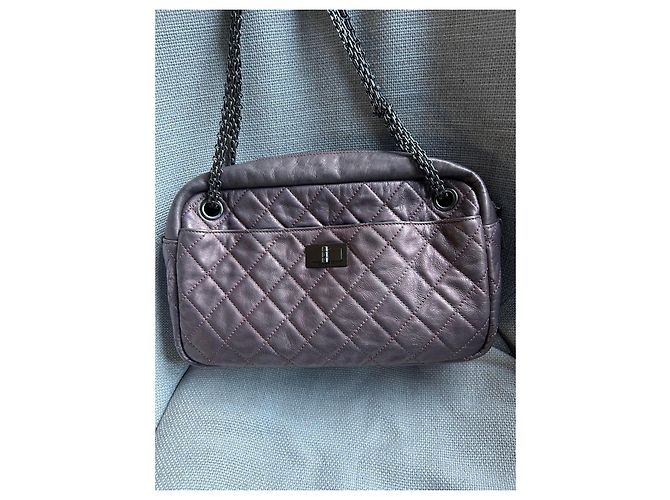 Borsa Chanel 2.55 in pelle metallizzata Rosa Porpora - vista 2