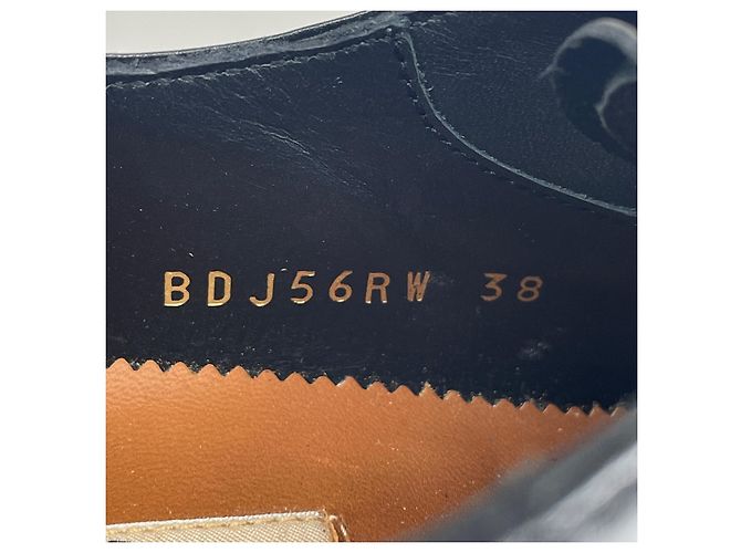 Valentino Garavani Lederschuhe Schwarz - Ansicht 10