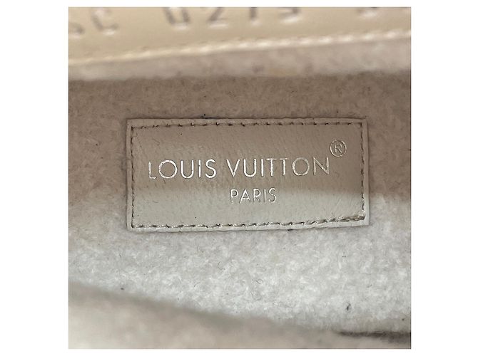 Botines cortos de mouton Louis Vuitton Beige - vista 8