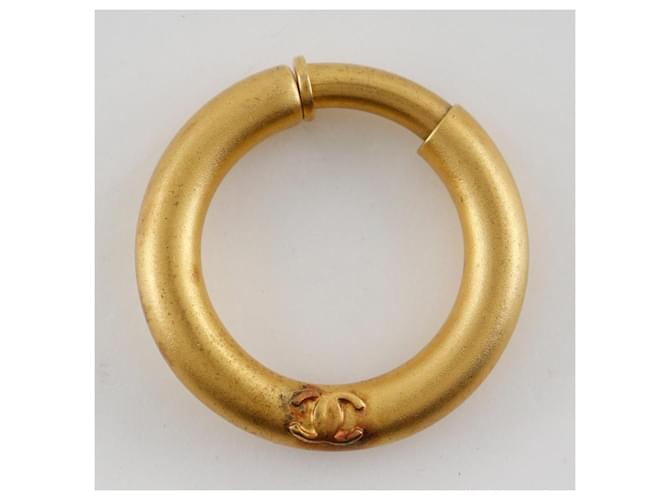 Chanel Coco Mark Loop Ohrringe Golden - Ansicht 5