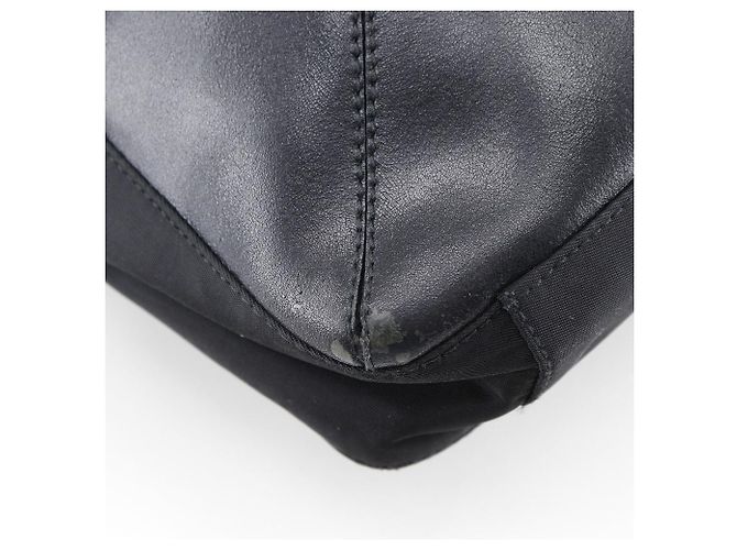 Prada Nylon 2way Tote Bag Schwarz - Ansicht 4