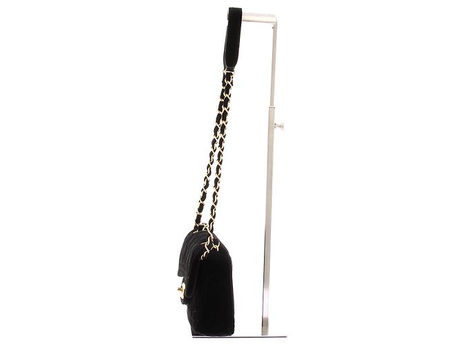 Chanel Borsa a tracolla in velluto trapuntato Nero - vista 4
