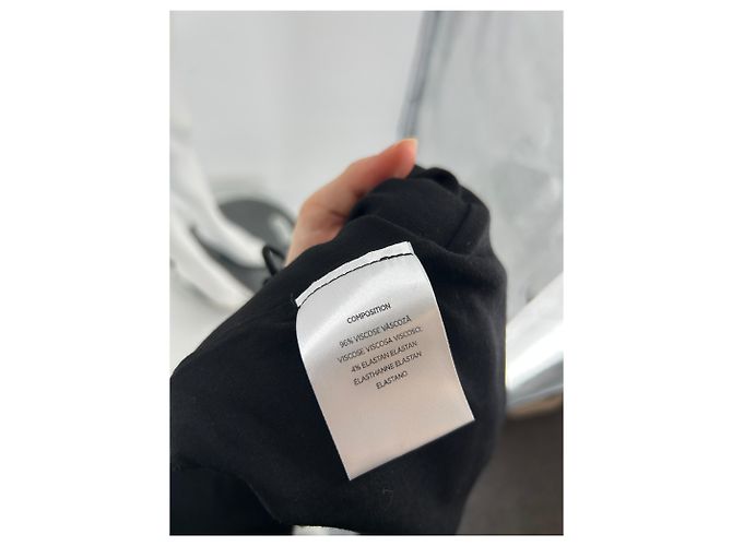 Autre Marque MANURI Langes schwarzes Viscose Kleid - Ansicht 6