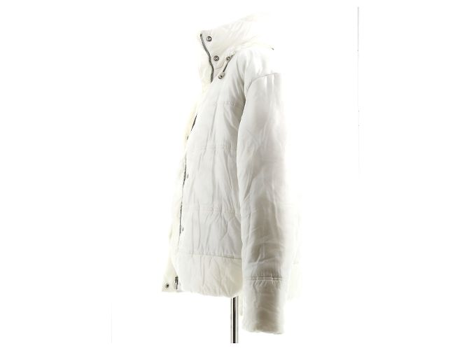 Chanel Jaqueta de Plumas Branca Tamanho 38 Branco - vista 4