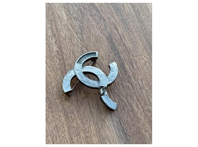 Spilla Logo CC Chanel Argento - vista 5