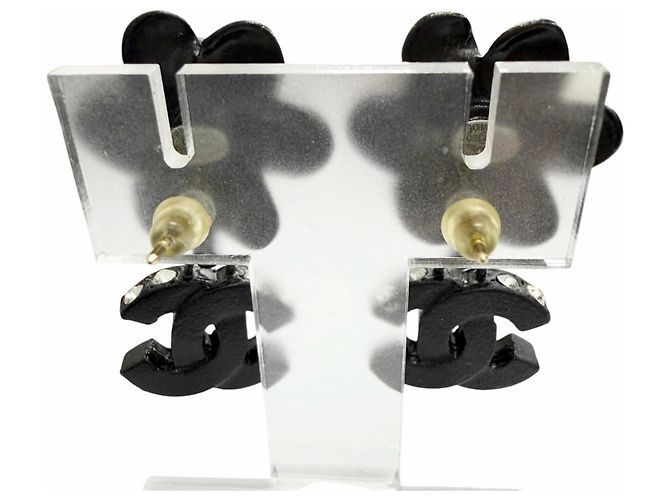 Orecchini Chanel Vintage 02A Camellia Coco Mark con strass Nero - vista 4